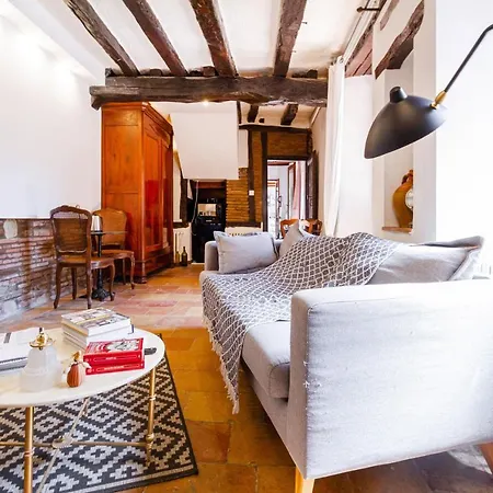 Du Couvent, Aux Paons