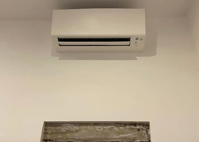 Du Couvent, Aux Paons